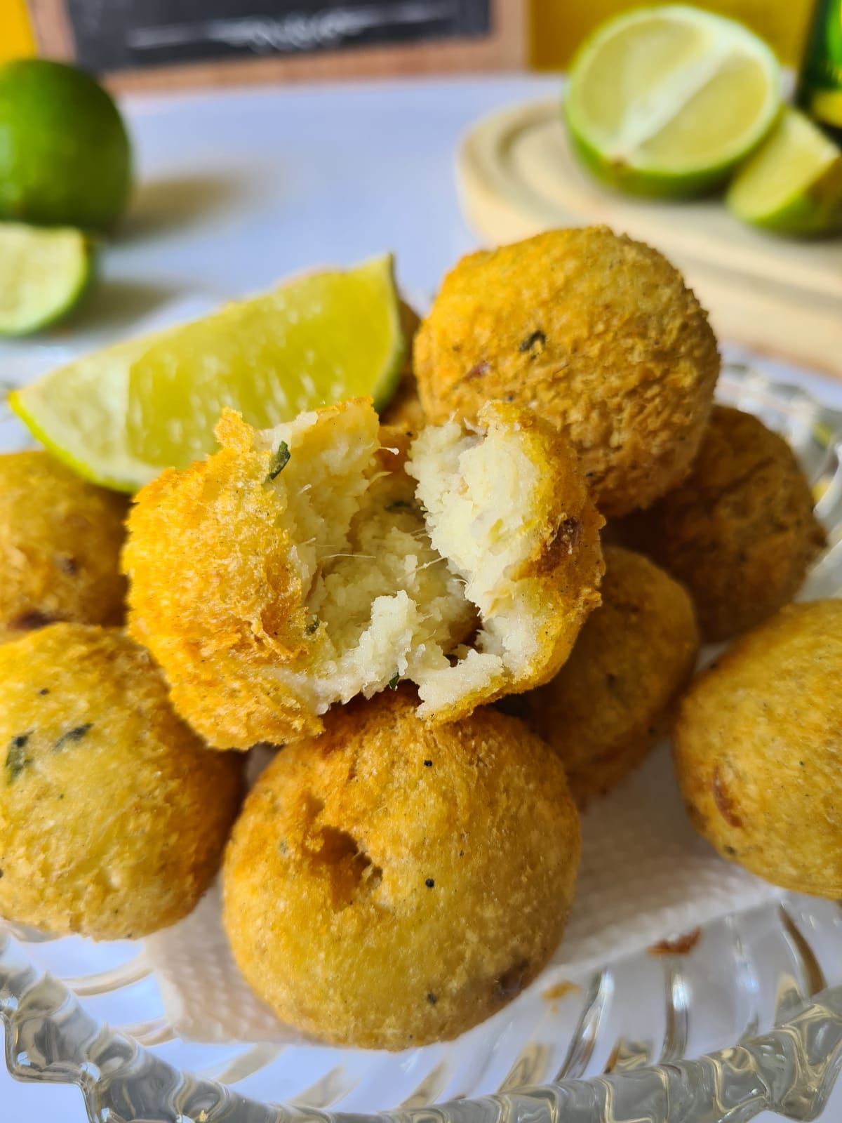 BOLINHO DE BACALHAU